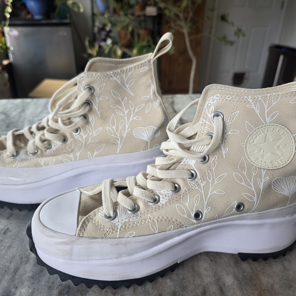 Converse Women's High-Top Sneakers - Cream Floral